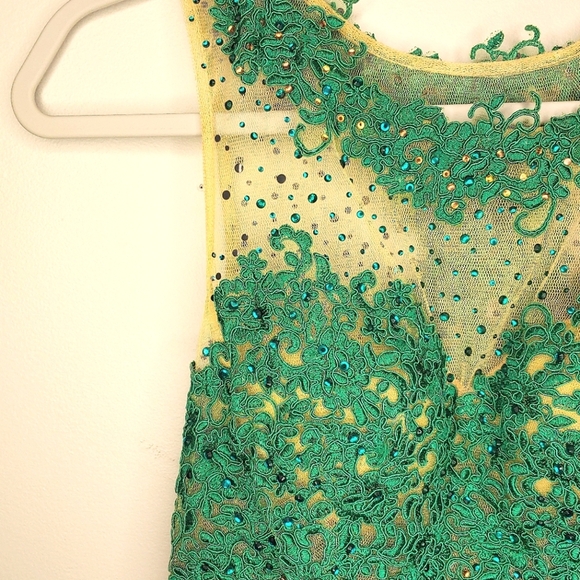 Dave & Johnny long, formal dress, teal green, Size 3/4. - Picture 13 of 16